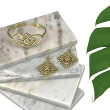 Load image into Gallery viewer, Angkor Bullet Cuff