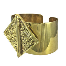 Load image into Gallery viewer, Hammered Bombshell Cuff