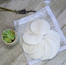 Load image into Gallery viewer, Reusable Facial Rounds Pads (5pcs)

